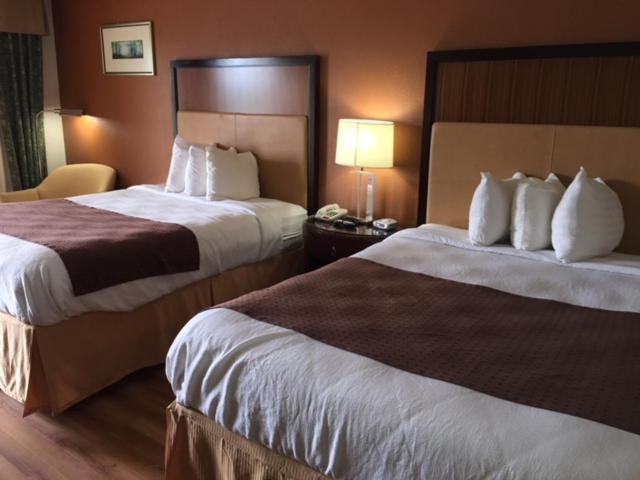 Royal Inn Sparta Ngoại thất bức ảnh